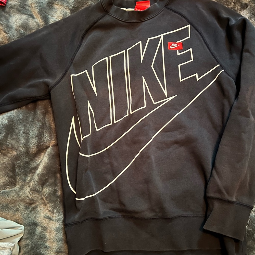 Nike crewneck